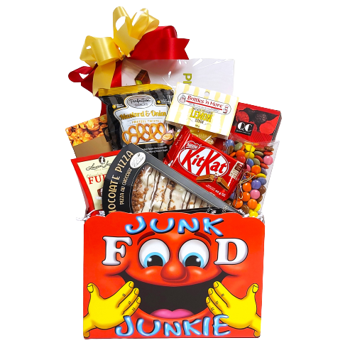 On his special day, Dad will enjoy indulging in all the tasty snacks loaded in our fun "Junk Food Junkie" container. There's chocolate pizza, fudge, pretzels, smarties, caramel corn and still more to enjoy!  